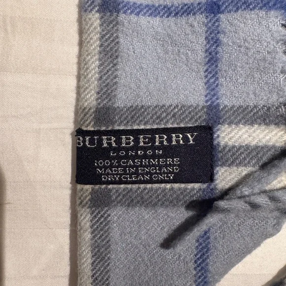 Burberry Light Blue Plaid Cashmere Scarf with Navy and Gray Accents - Picture 2 of 4